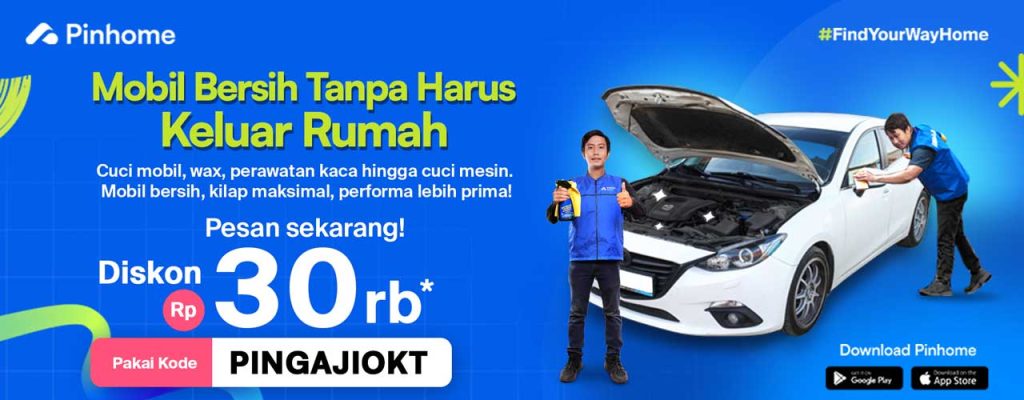 membersihkan kaca mobil