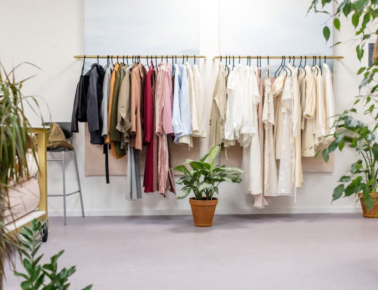 Mini Butik 10 Desain Butik Mini di Rumah Dengan Vibe yang Bikin Betah