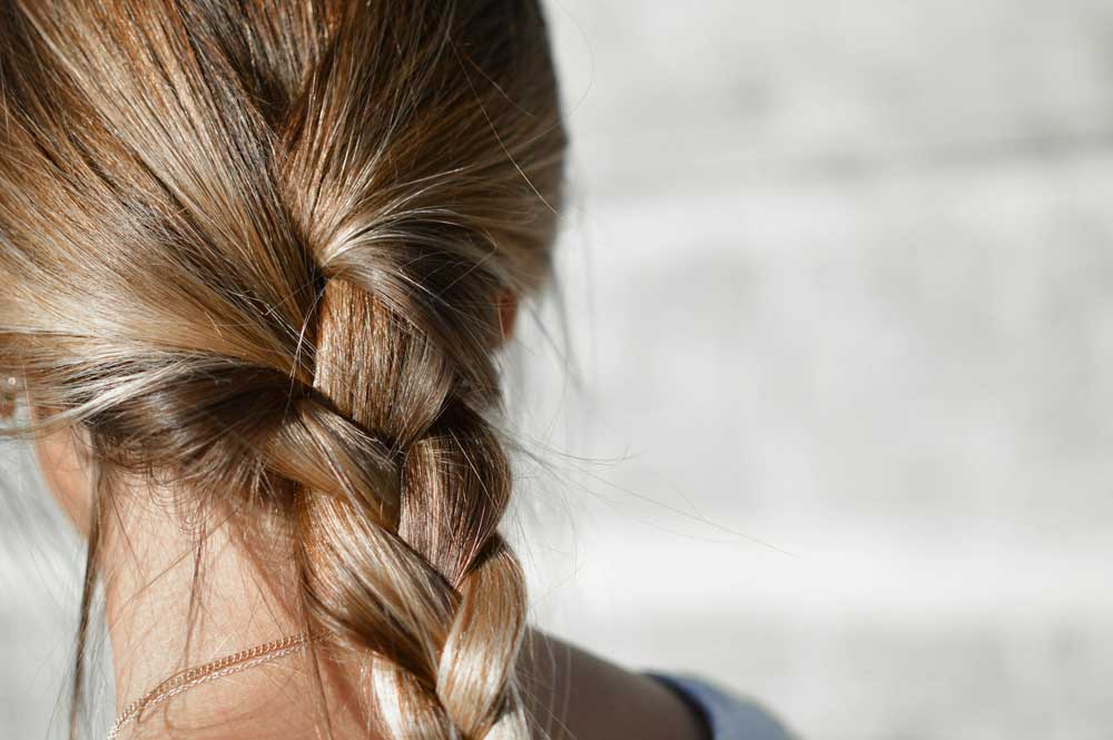 model rambut kepang ala korea