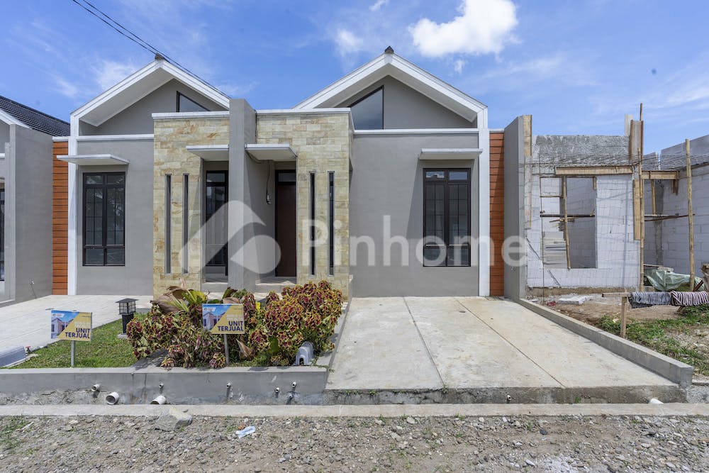renovasi teras rumah subsidi