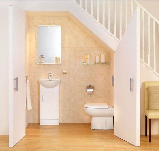 desain kamar mandi di bawah tangga