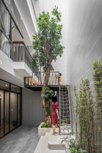 Teras Samping Rumah
