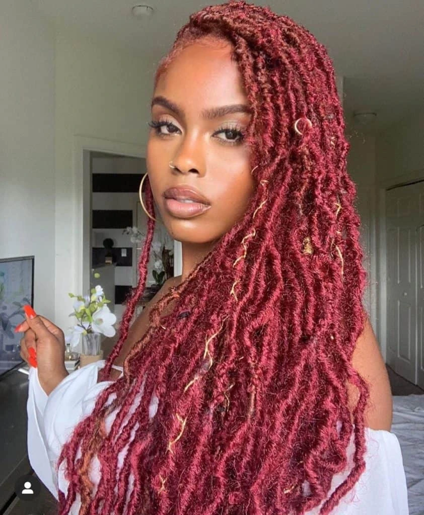 warna rambut merah maroon