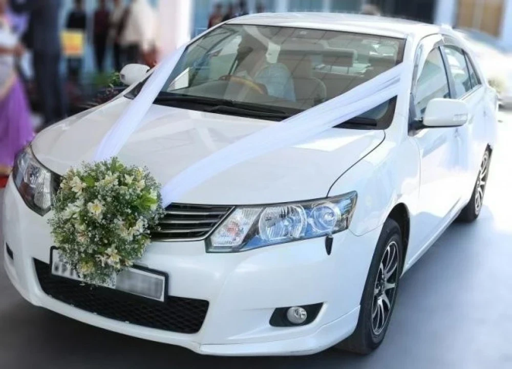 dekorasi mobil pengantin