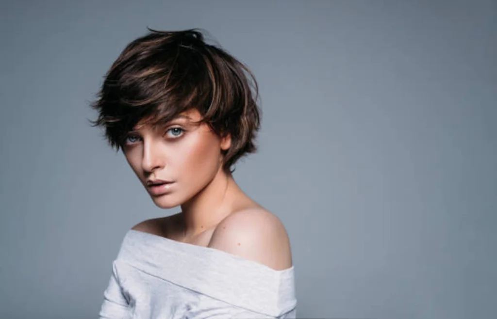 model rambut pendek wanita sesuai bentuk wajah