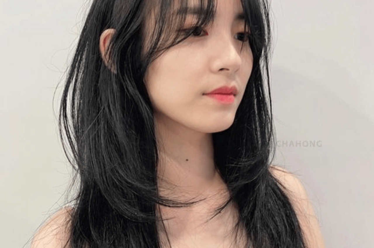 model rambut wanita Jepang modern