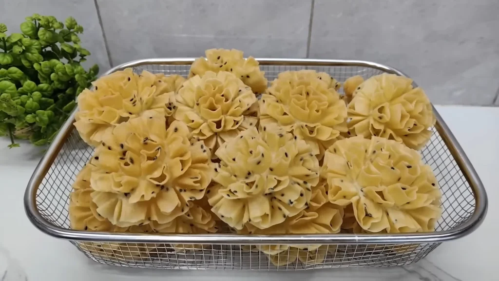 kue kembang goyang
