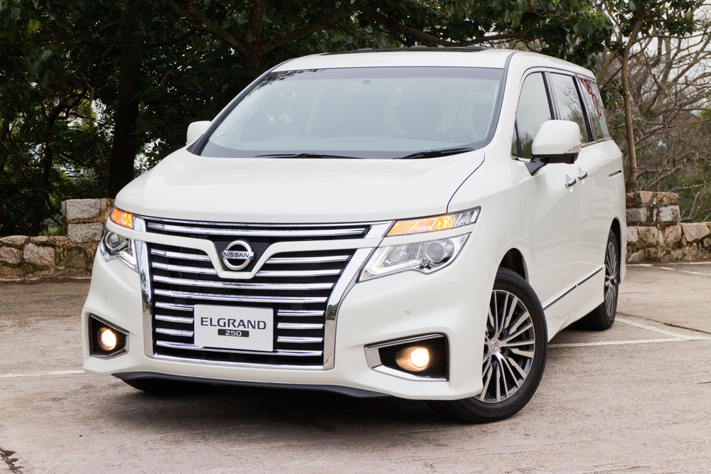 mobil mpv terbaik