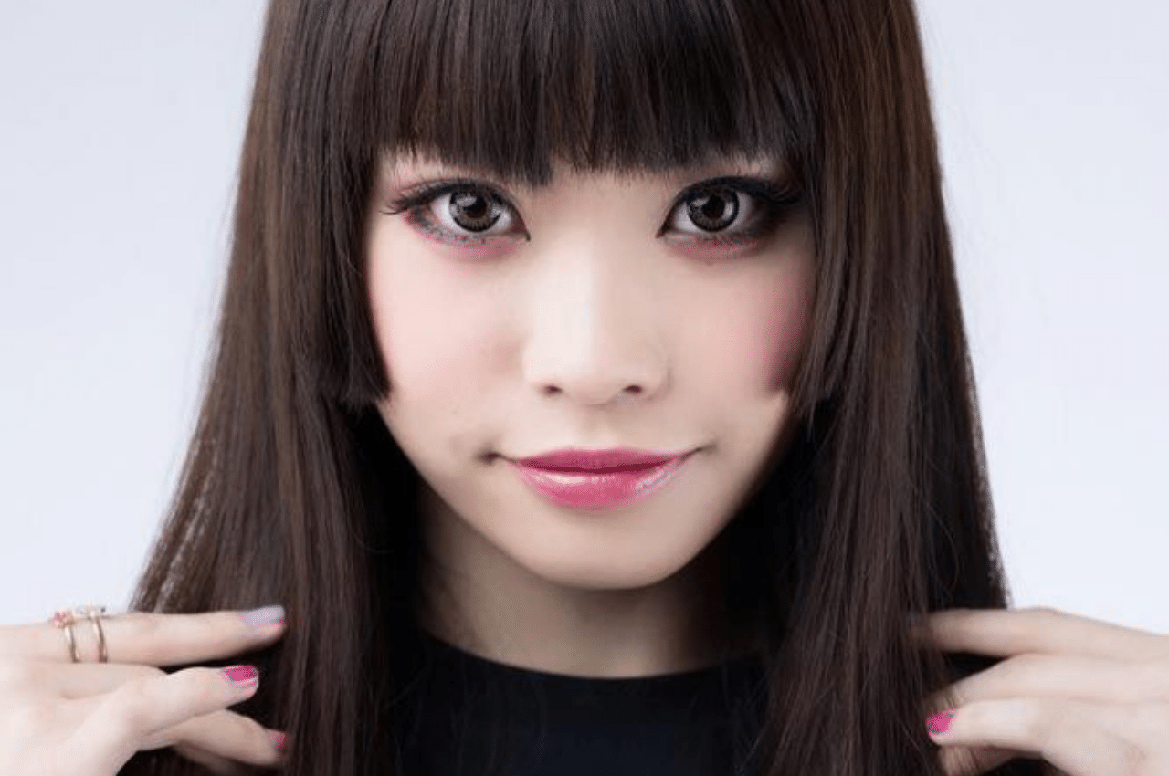model rambut wanita Jepang modern