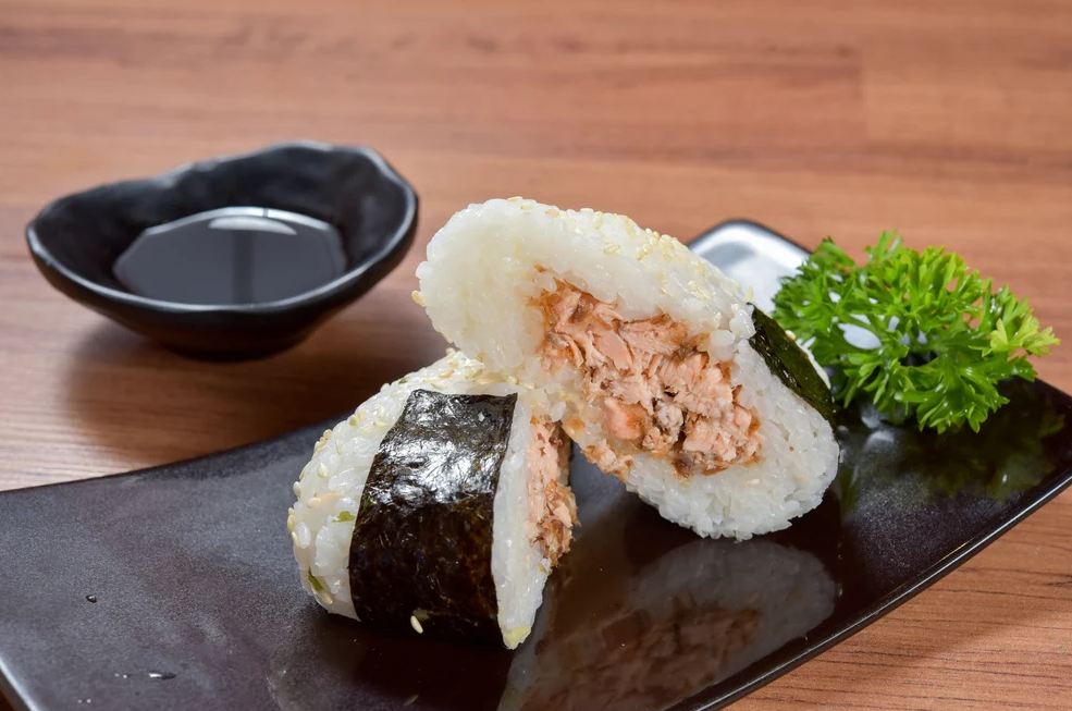 cara membuat onigiri