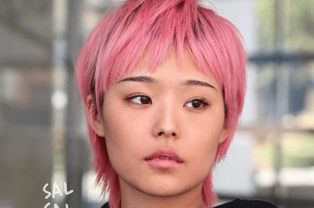 model rambut wanita Jepang modern