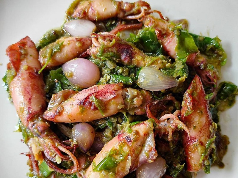 sambal cumi