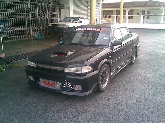 Modifikasi Toyota Corolla Twincam Bagian Grill Depan dan Kap Mesin