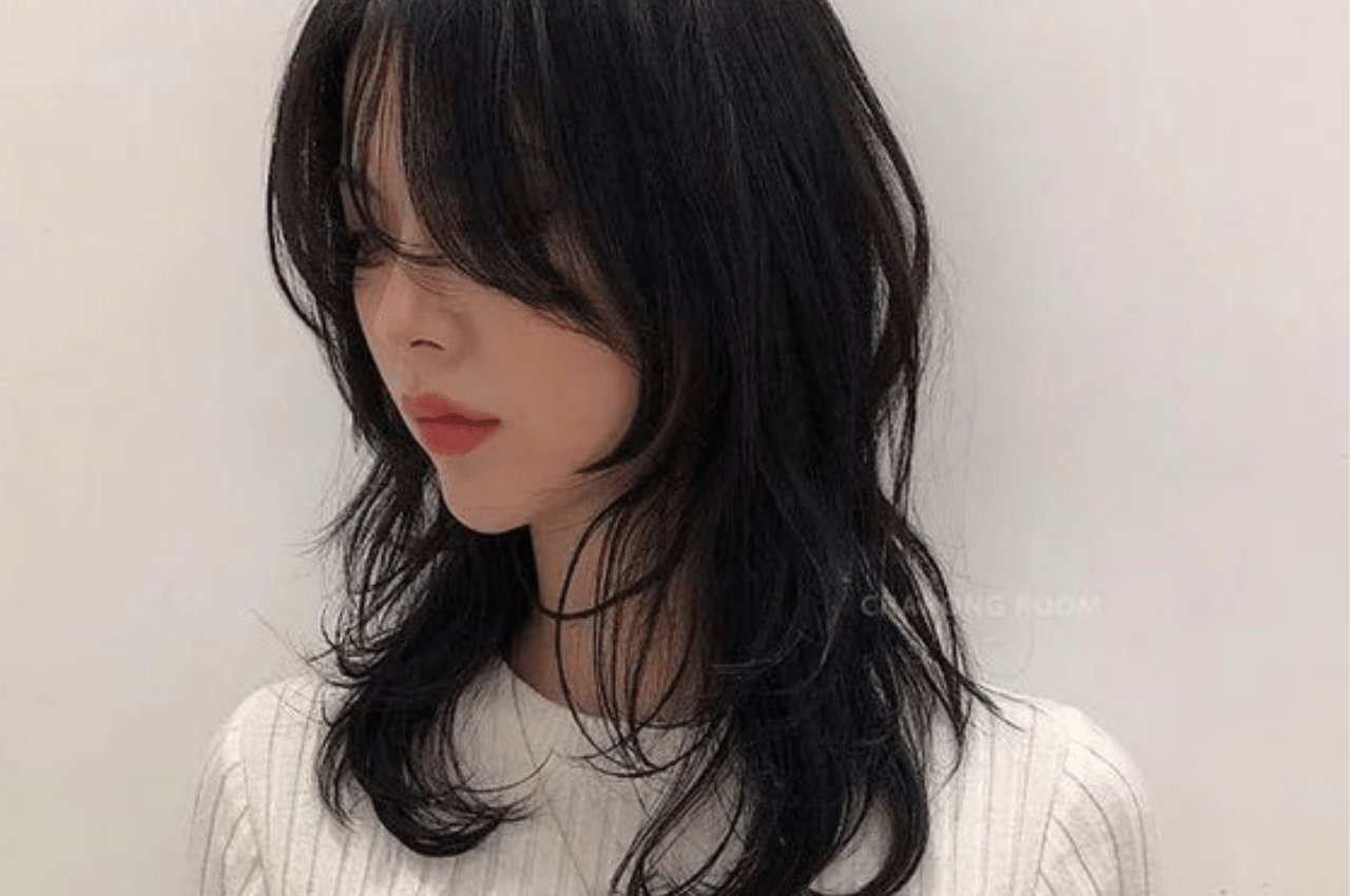 model rambut wanita Jepang modern