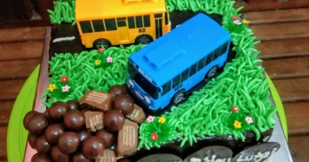 kue ulang tahun anak laki laki
