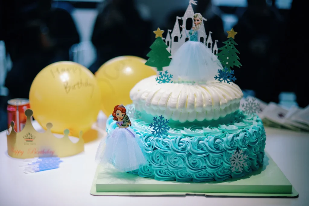 kue snow queen