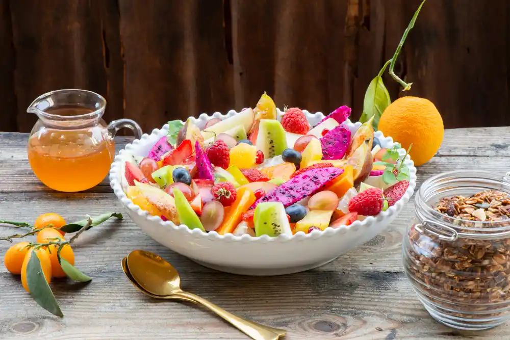 cara mmebuat salad buah naga