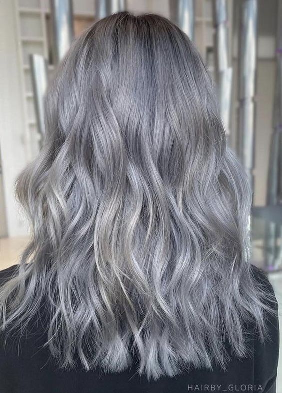 warna rambut yang bagus untuk rambut pendek
