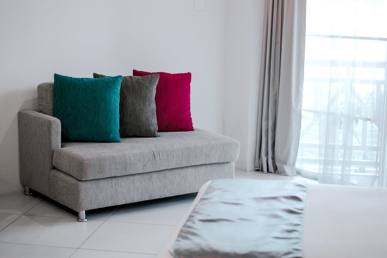 sofa minimalis untuk ruang tamu kecil