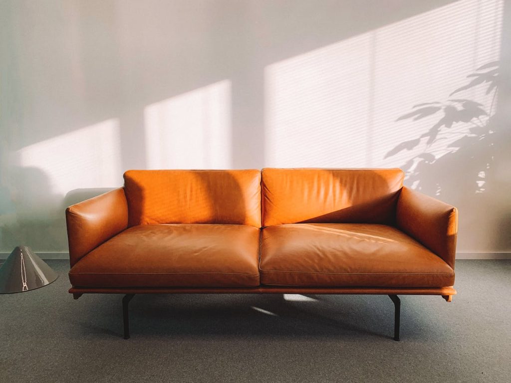 sofa minimalis untuk ruang tamu kecil