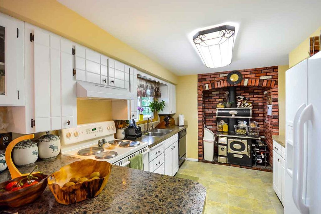 dapur warna kuning