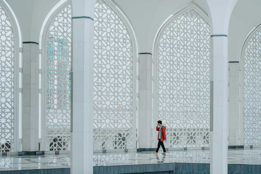 sambt ramadhan dengan bersih-bersih masjid