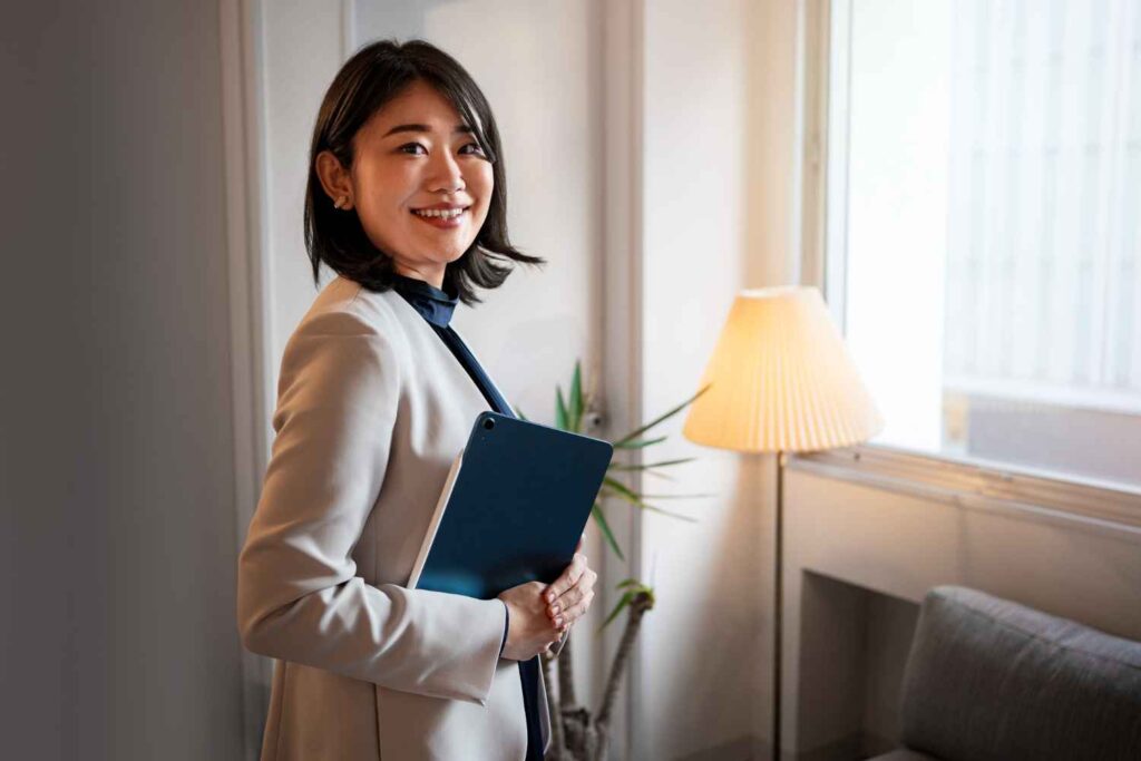 peran agen properti