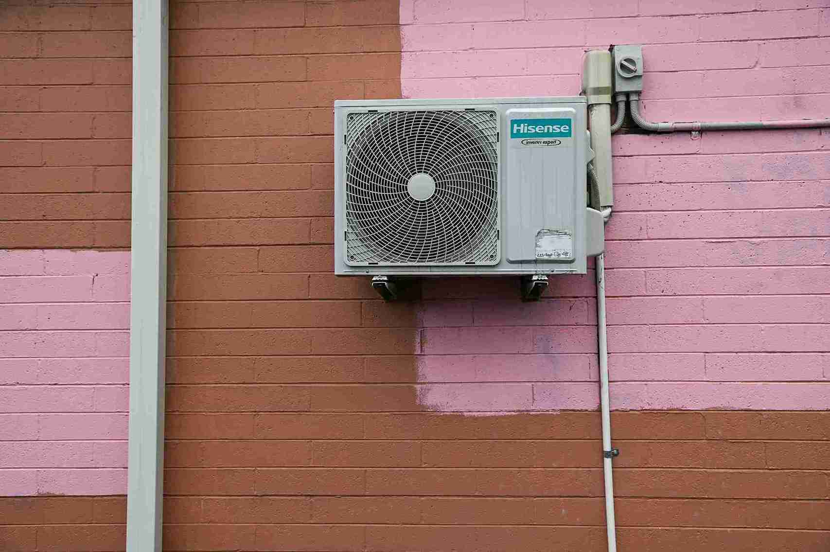 Outdoor AC Berisik? Ini Penyebab dan Cara Mengatasinya!