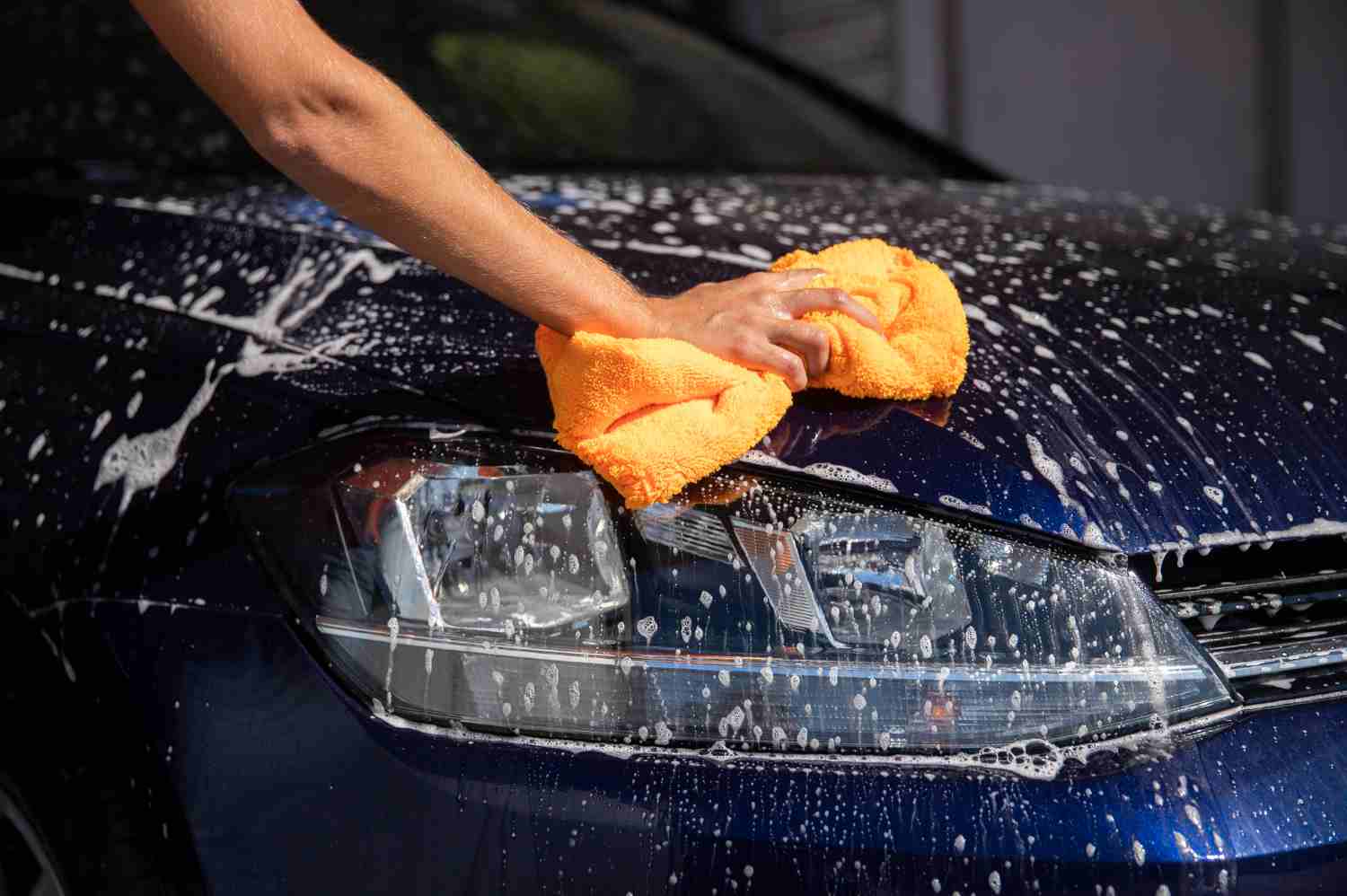 cuci mobil setelah hujan