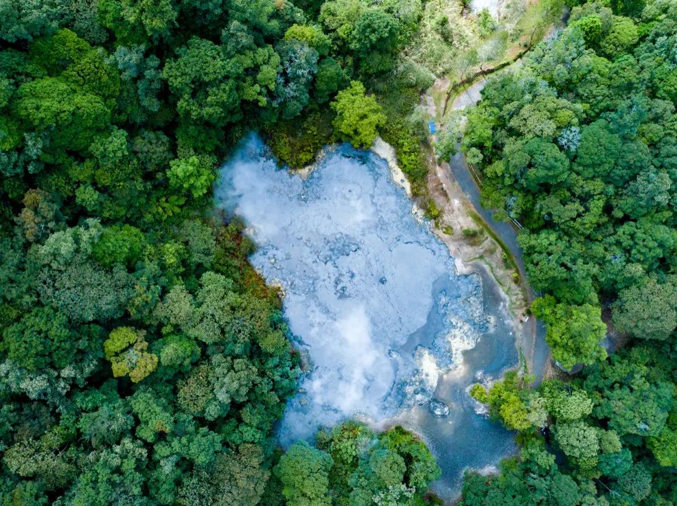 Indahnya Kawah Kamojang Garut