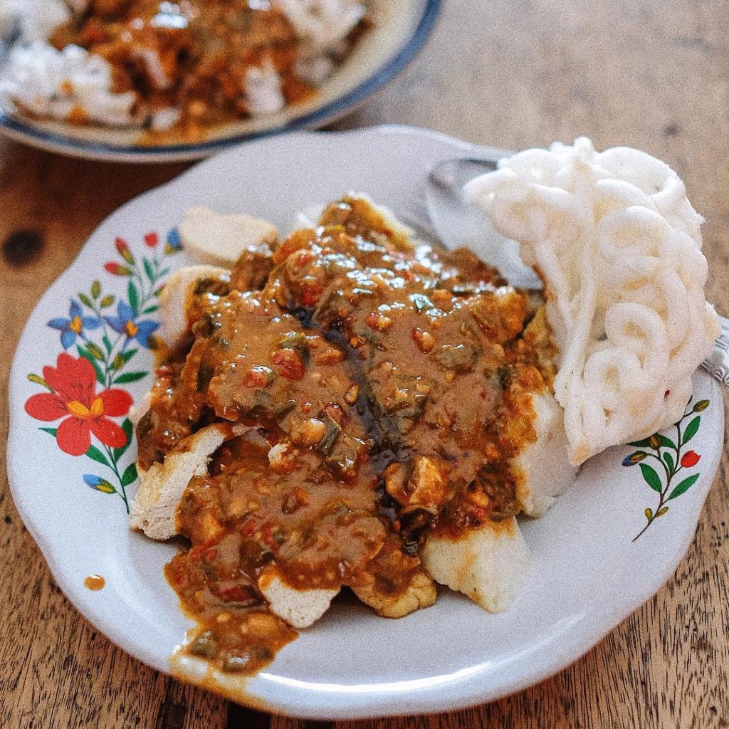 Kupat Tahu Tasikmalaya