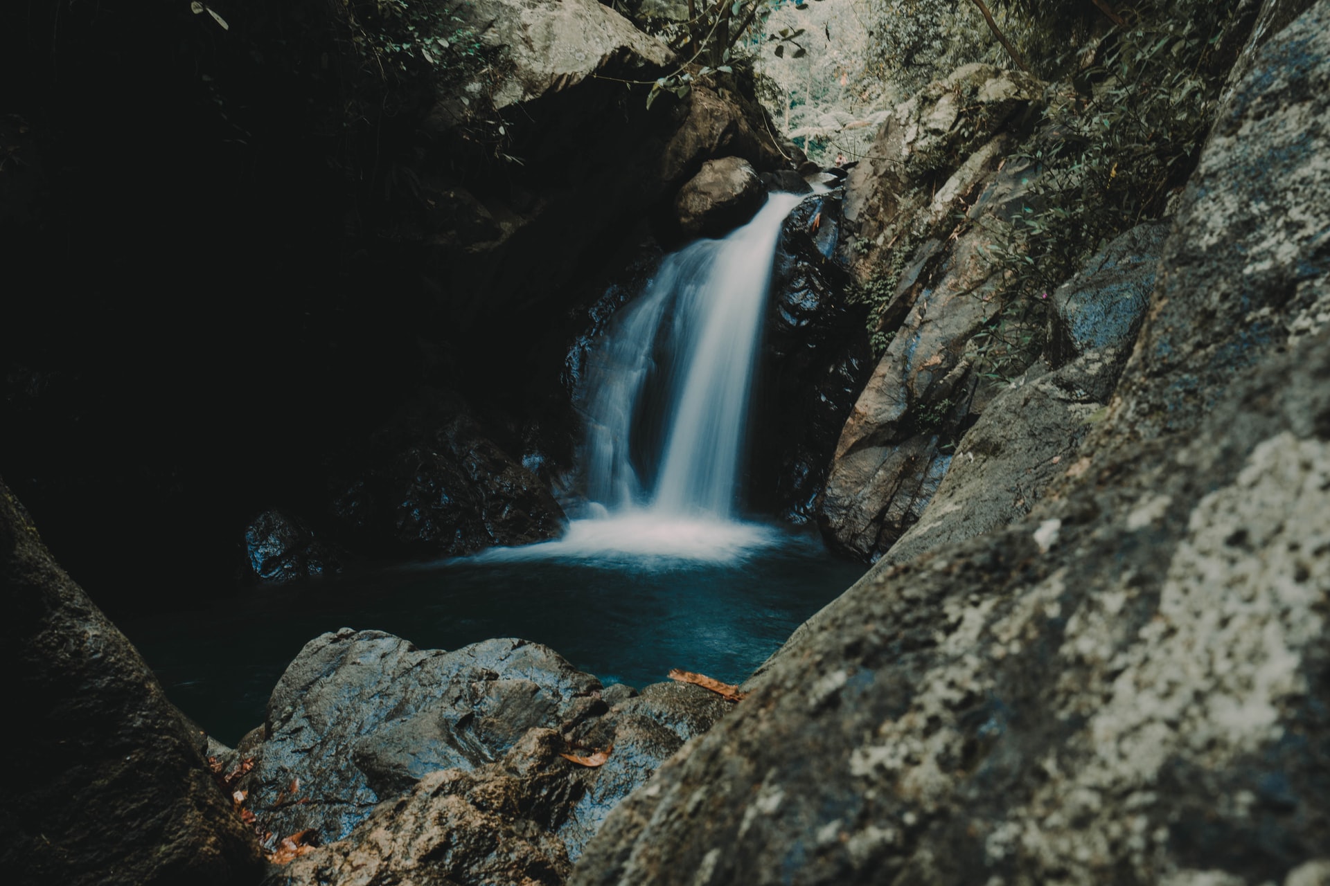 20 Curug di Bogor yang Bisa Kamu Kunjungi