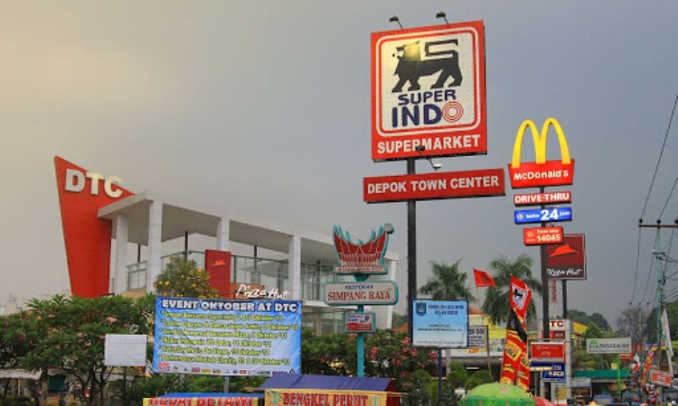 Mall di Depok