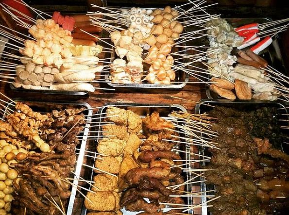 8 Angkringan Paling Enak di Jakarta