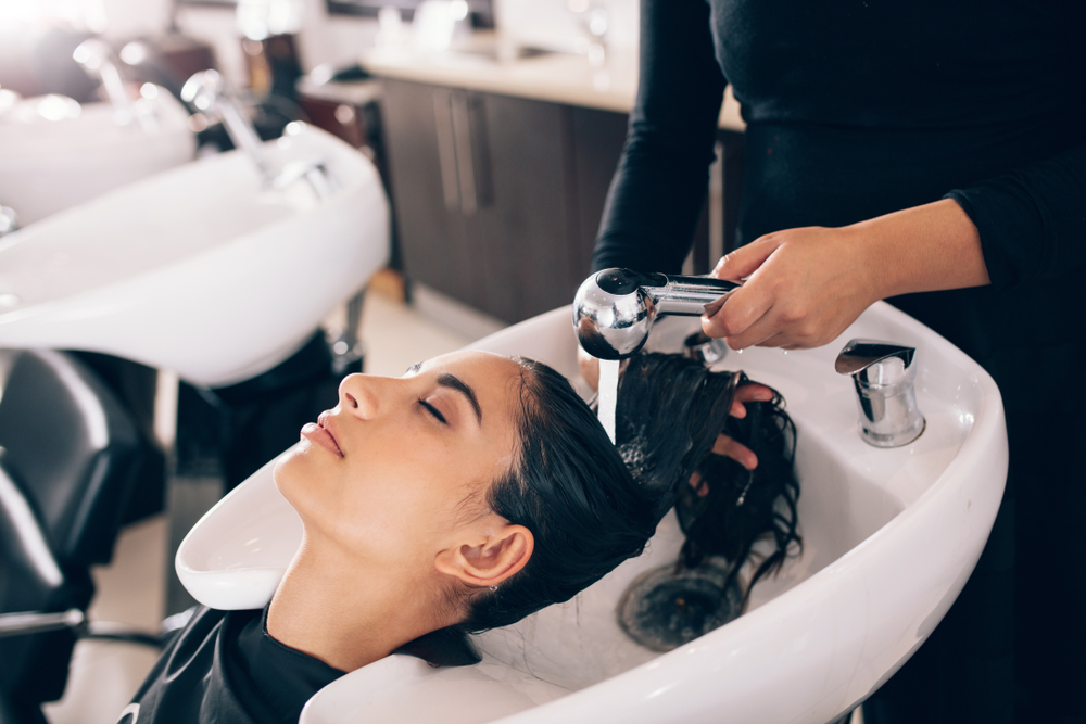 8 Rekomendasi Salon Terbaik di Padang dengan Harga Terjangkau
