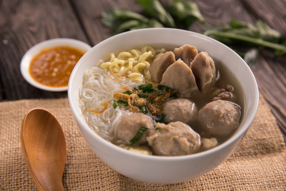 15 Tempat Makan Bakso Enak di Madiun yang Rasanya selalu Bikin Ketagihan