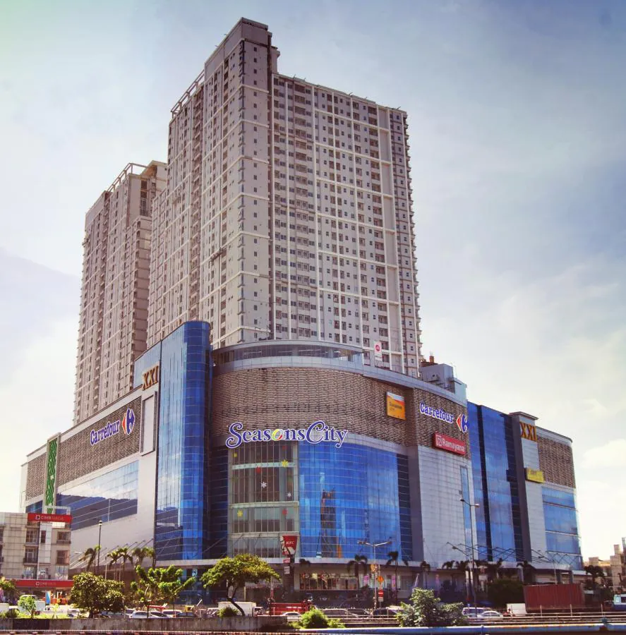 Season City