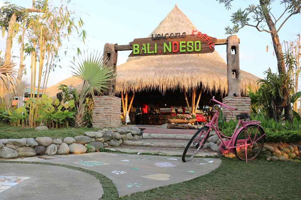 Keindahan Wisata Alam Bali Ndeso Karanganyar & Resto
