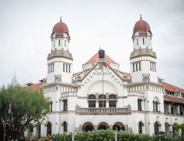 gedung museum di semarang