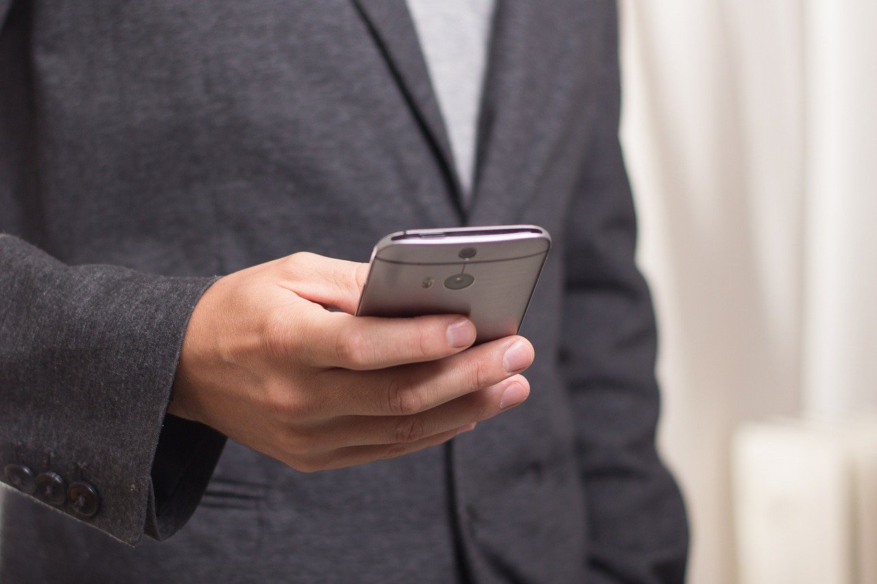 Ayo Simak Cara Follow Up Customer dengan Tepat dan Profesional