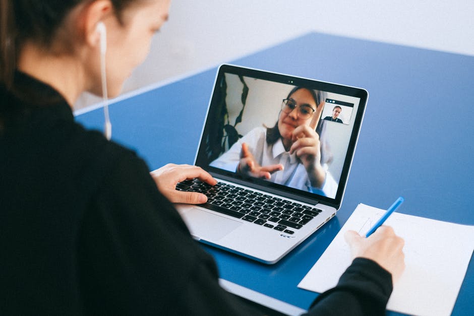 7 Aplikasi Video Conference untuk Meeting Online Agen Properti