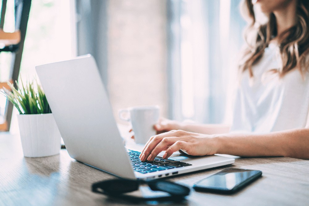 5 Laptop Murah Terbaik untuk Mendukung Pekerjaan Agen Properti