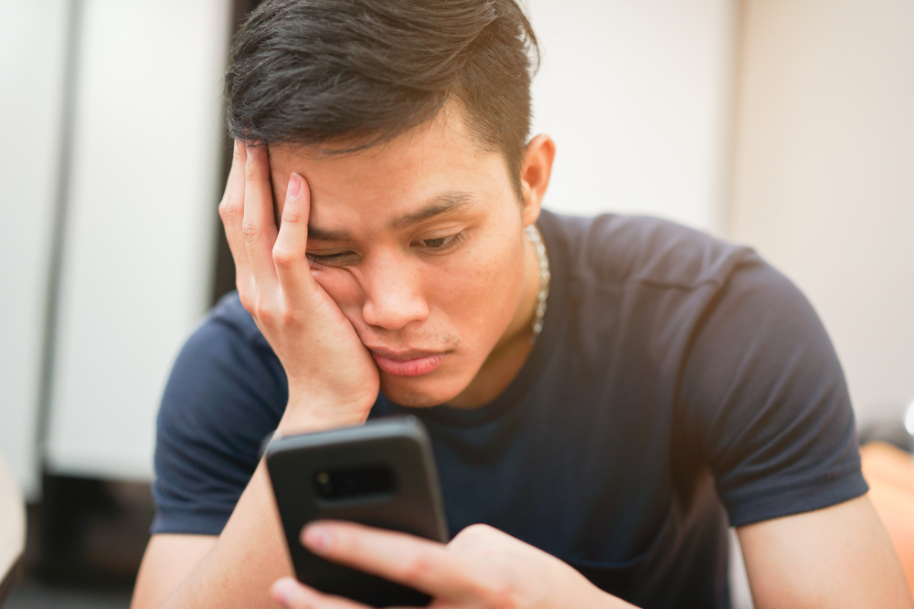 Tips Mengatasi Handphone Lemot bagi Agen Properti